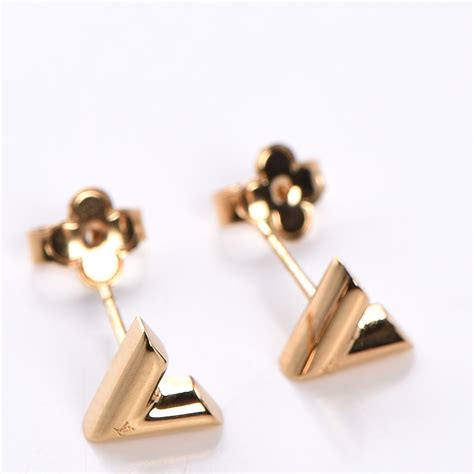 Essential V Stud Earrings 